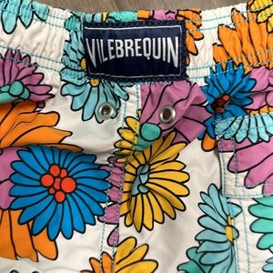 They run small  it could fit anywhere between eight-year-old to a 10-year-old